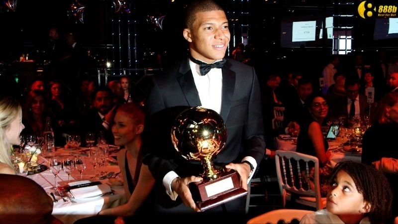cac-giai-thuong-ma-kylian-mbappe-gianh-duoc-1