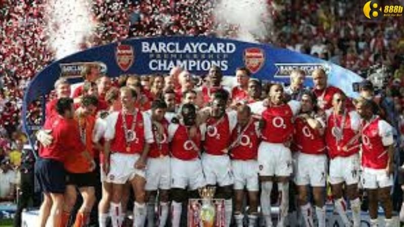 lan-gan-nhat-arsenal-vo-dich-ngoai-hang-anh-1