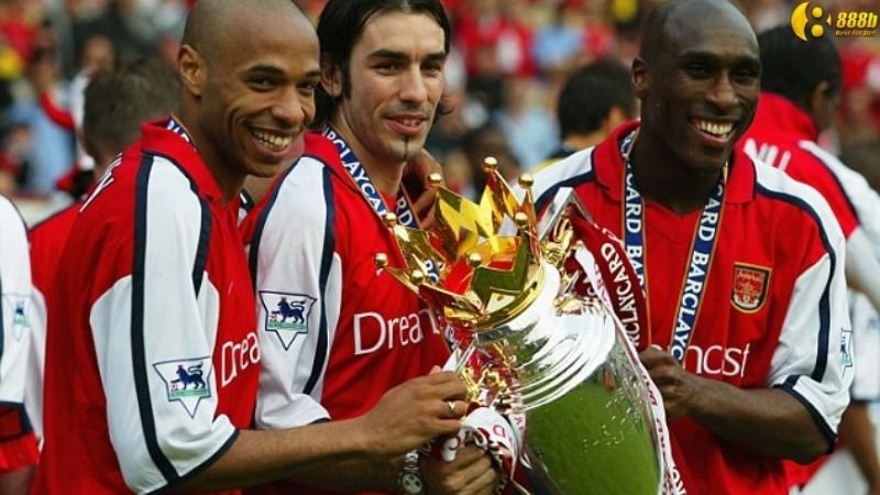 lan-gan-nhat-arsenal-vo-dich-ngoai-hang-anh-2