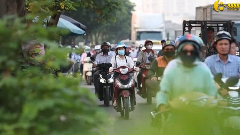 ha-noi-cam-xe-may-xang-2